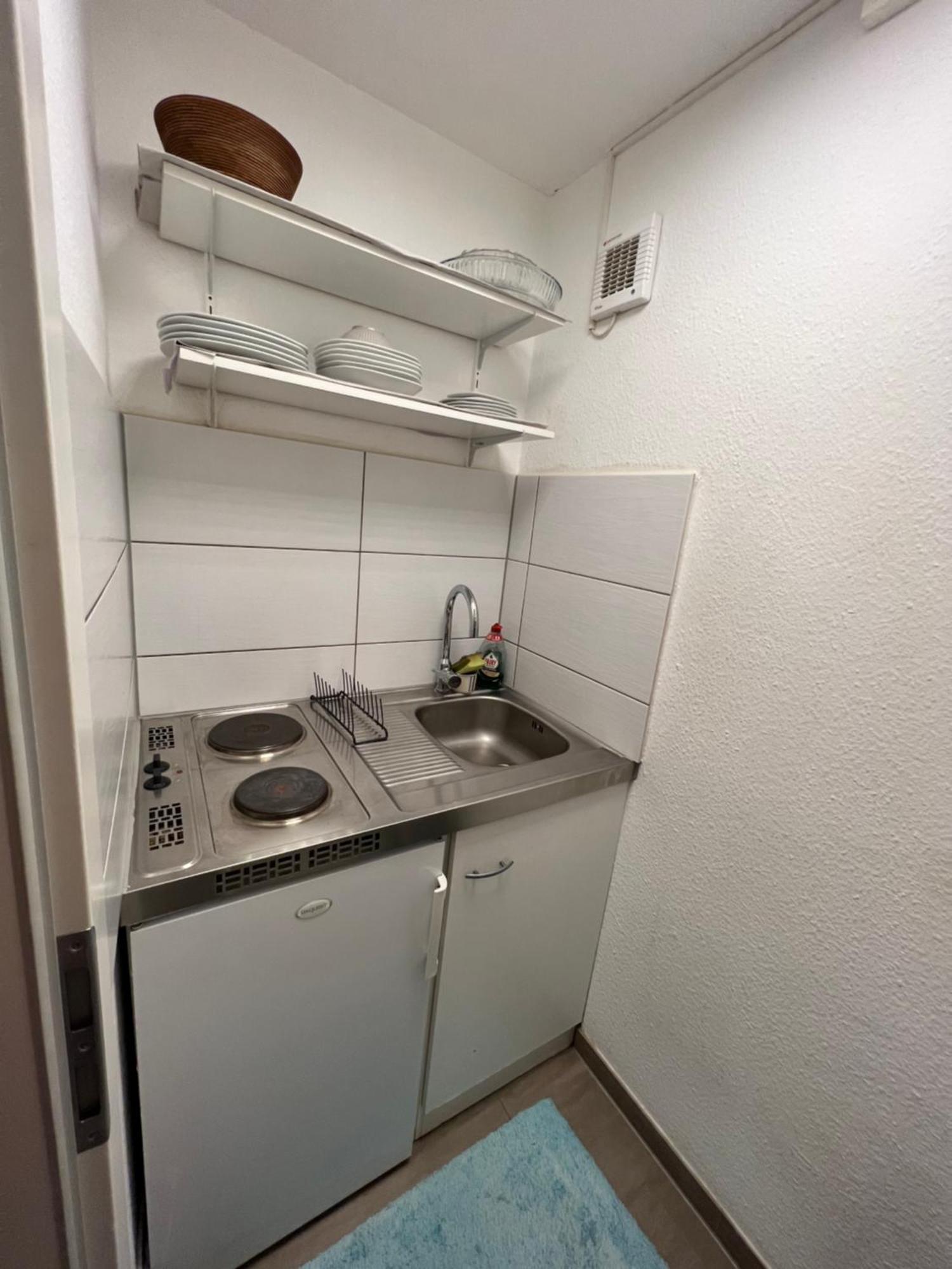 Apartment Mit Balkon Im Zentrum Von Wiesbaden Exterior foto